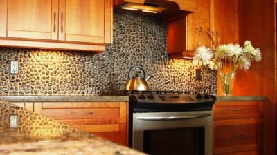 10 Inspirasi Backsplash Ideas untuk Kitchen yang Mempesona
