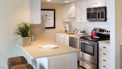 Best Kitchen Decor for Small Spaces: Tips dan Ide untuk Membuat Ruang Makan yang Nyaman 13 Best Kitchen Decor for Small Spaces: Tips dan Ide untuk Membuat Ruang Makan yang Nyaman