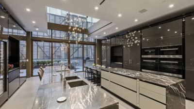Luxury Kitchen Interior: Desain Mewah untuk Rumah Impian 9 Luxury Kitchen Interior: Desain Mewah untuk Rumah Impian