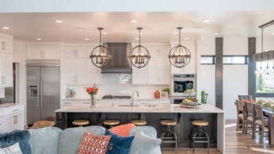 Mengenal Open Concept Kitchen: Desain Rumah yang Nyaman dan Efektif 19 Mengenal Open Concept Kitchen: Desain Rumah yang Nyaman dan Efektif